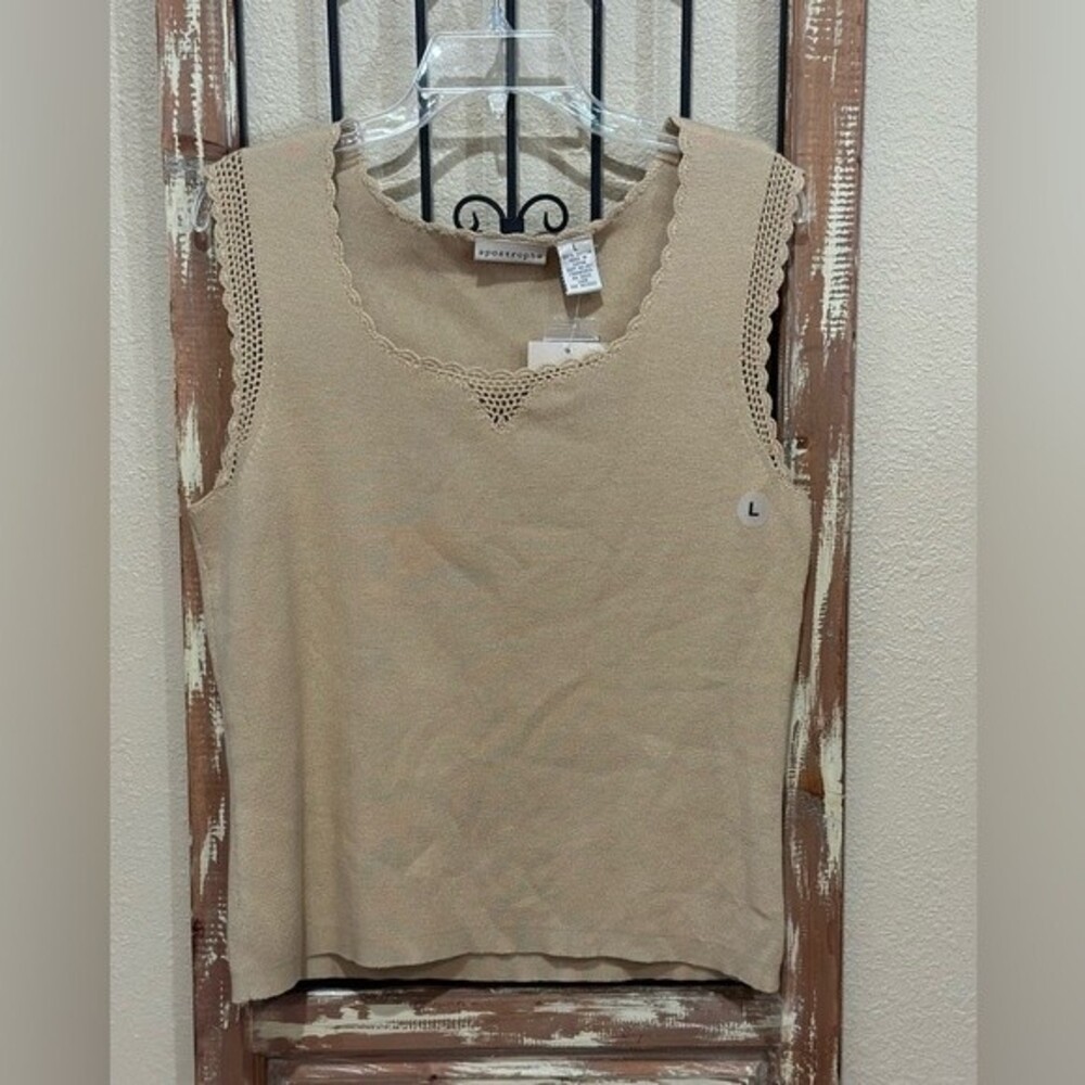 Apostrophe sleeveless sweater Tank top